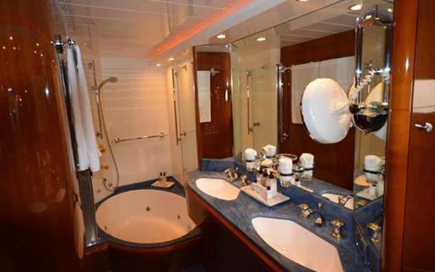 Sunset 3 Hour - Princess Emma, private yacht charter Cape Town